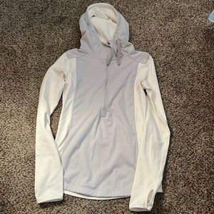 NIKE DRI FIT long sleeve with hood